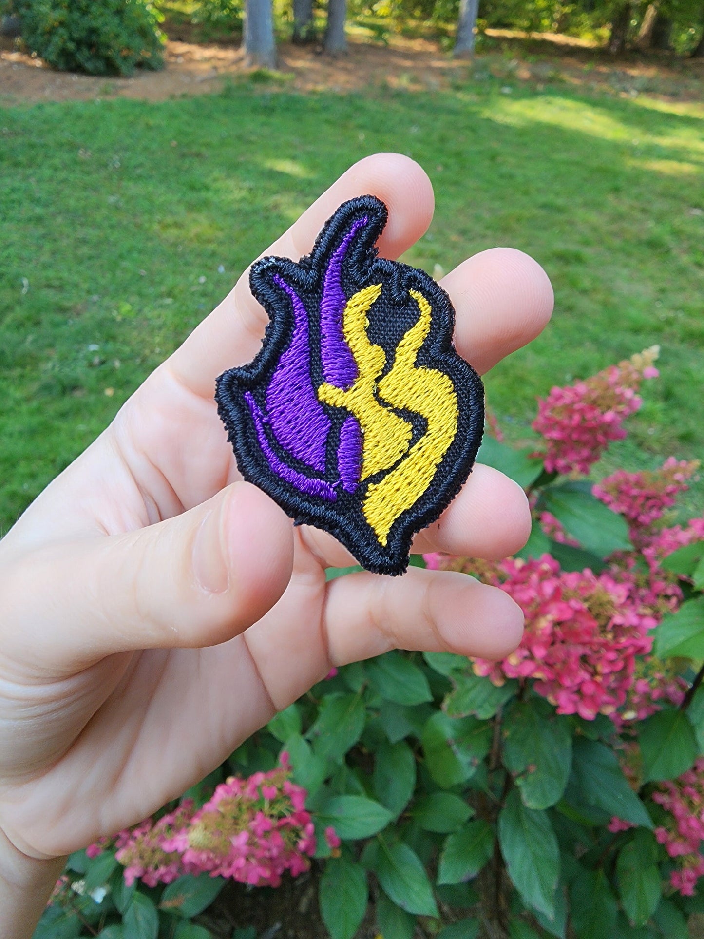 BUMBLEBY Embroidered Emblem Iron-on Patch BMBLB Yang and Blake symbol fabric embroidery patch Free shipping Sweethaven Cottage
