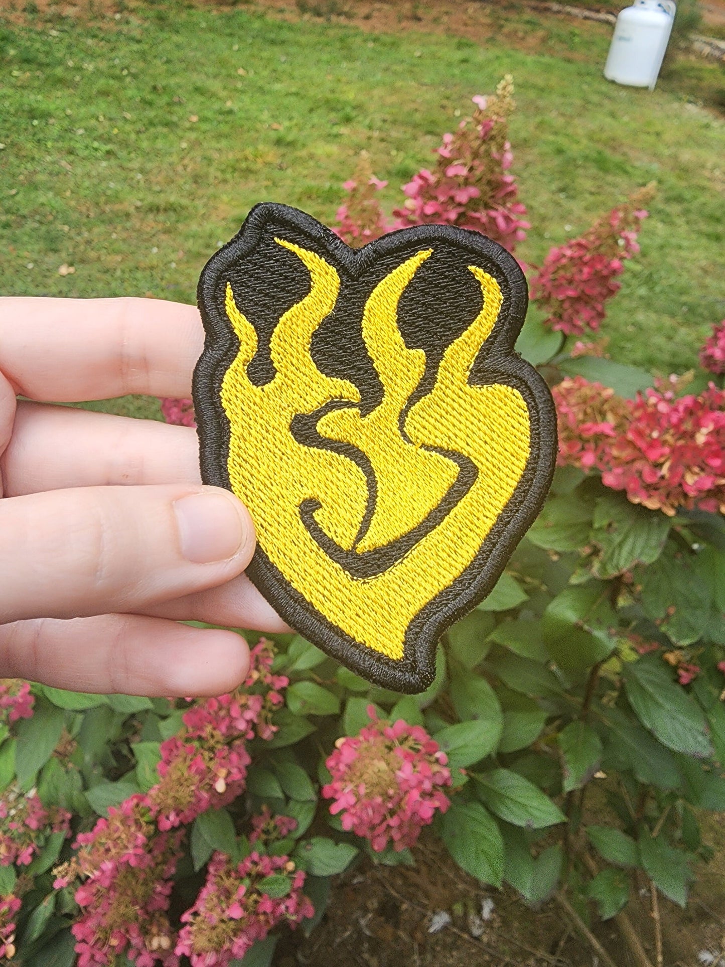 Yang Xiao Long Embroidered Emblem Iron-on Patch symbol fabric embroidery patch Free shipping  Sweethaven Cottage   