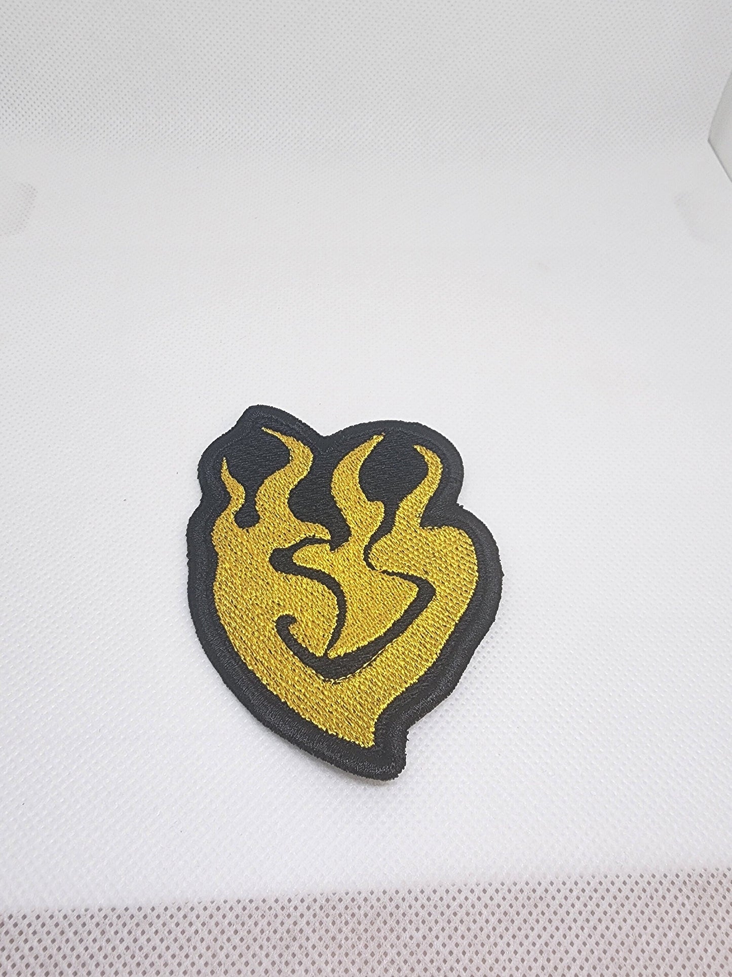 Yang Xiao Long Embroidered Emblem Iron-on Patch symbol fabric embroidery patch Free shipping  Sweethaven Cottage   