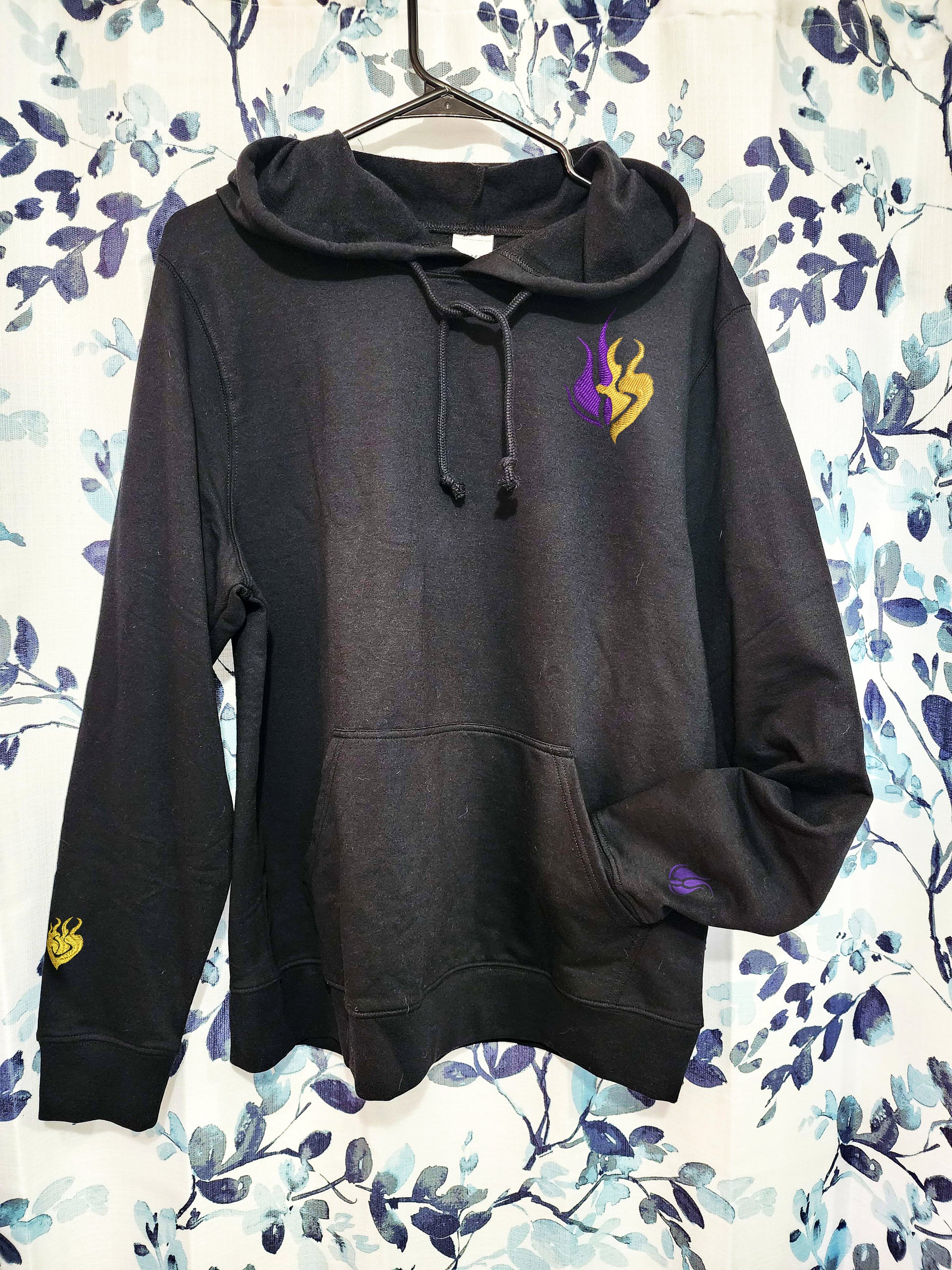 BUMBLEBY Embroidered Hoodie with Yang and Blake symbols on sleeve BMBLB Bumblebee Emblem black novelty unisex hooded pullover for RWBY fans