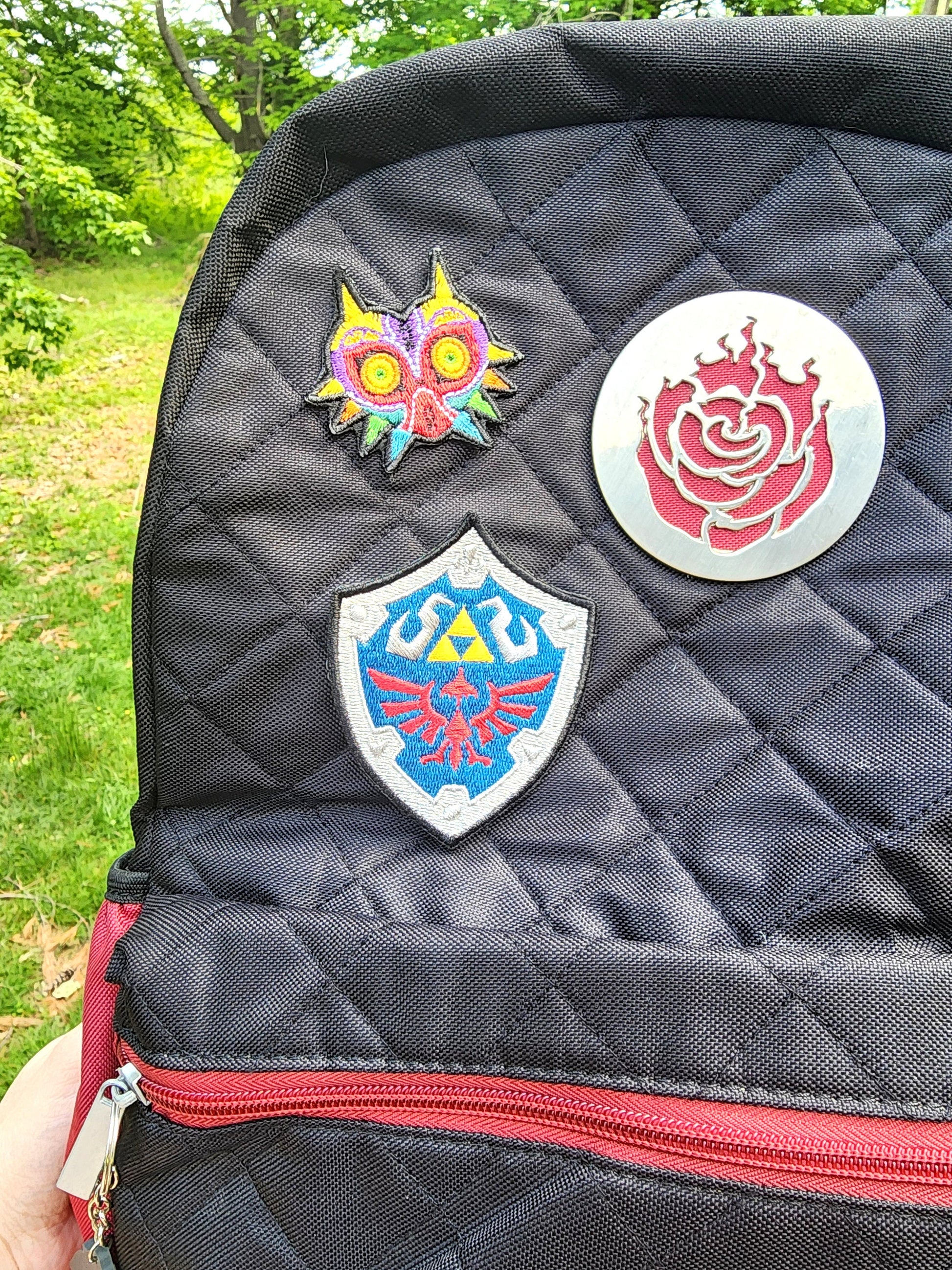 Hylian shield Embroidered Iron-on Patch TLOZ Hyrule Hero Triforce fabric embroidery patch