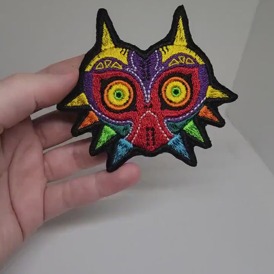 Majora's Mask Embroidered Iron-on Patch TLOZ Skull Kid cursed mask fabric embroidery patch with Free shipping