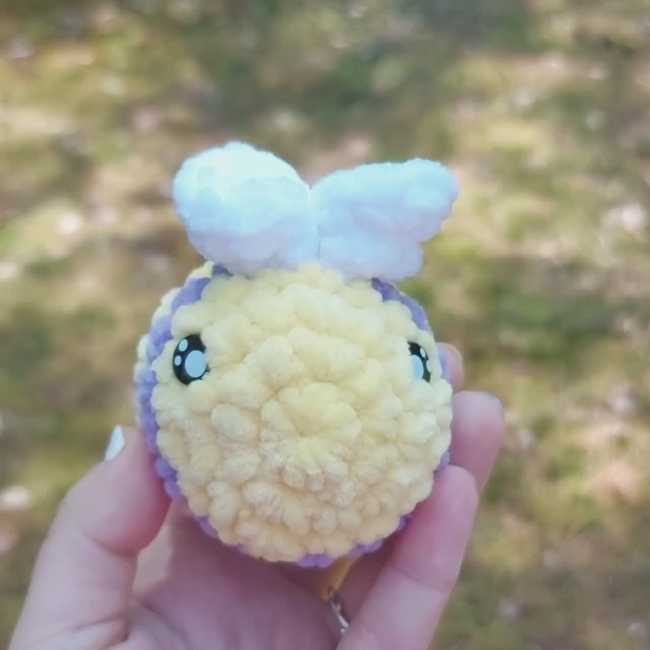 Crochet Bumblebee Keychain Cute Bumbleby Yellow and Purple Handmade fluffy soft honeybee amigurumi plush bee with keyring